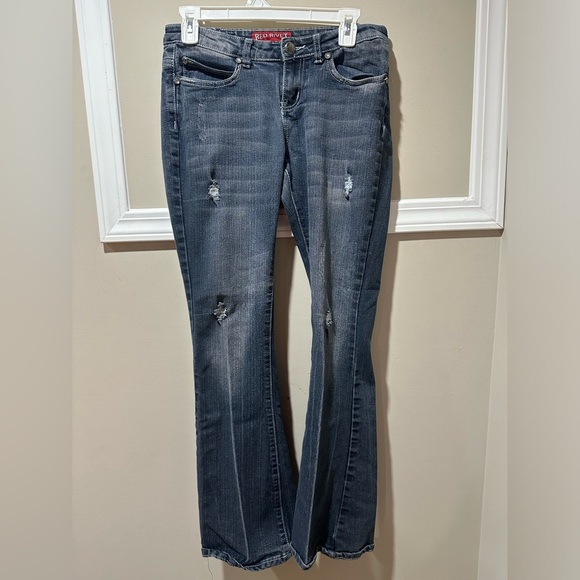 Women’s Red Rivet Low rise jeans‎ - Picture 1 of 3